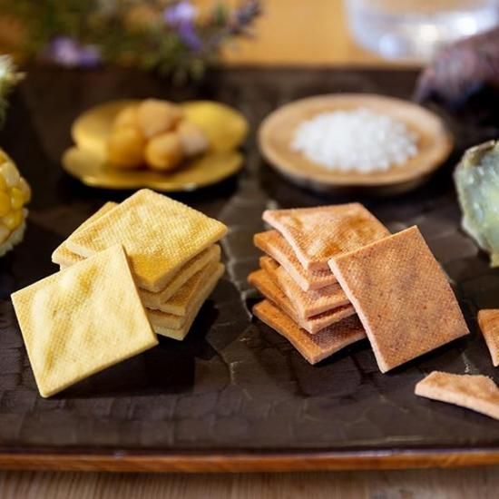 ひよこ豆クリスプスイートコーン | お米とひよこ豆のスナック - おこめ