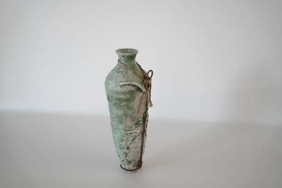 辻村唯 <9. 自然釉掛花入> 辻村唯 <9. 自然釉掛花入>