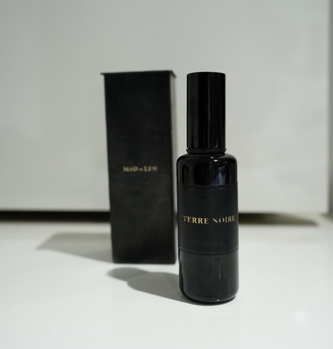 再入荷!】 MAD ユニセックス et LEN BLACK MUSC オードパルファム