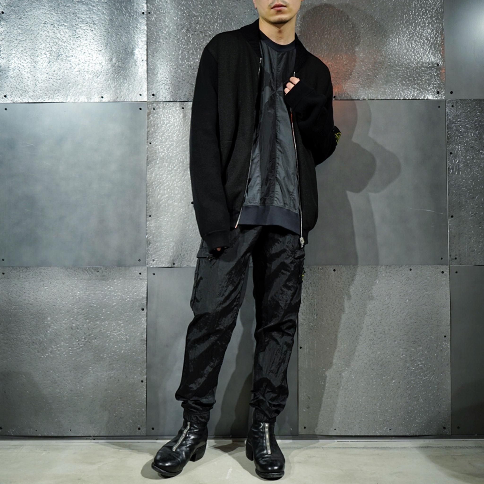 激安本物 [大人気] ナイキ ナイロンジャケット 胸元ロゴ 背面