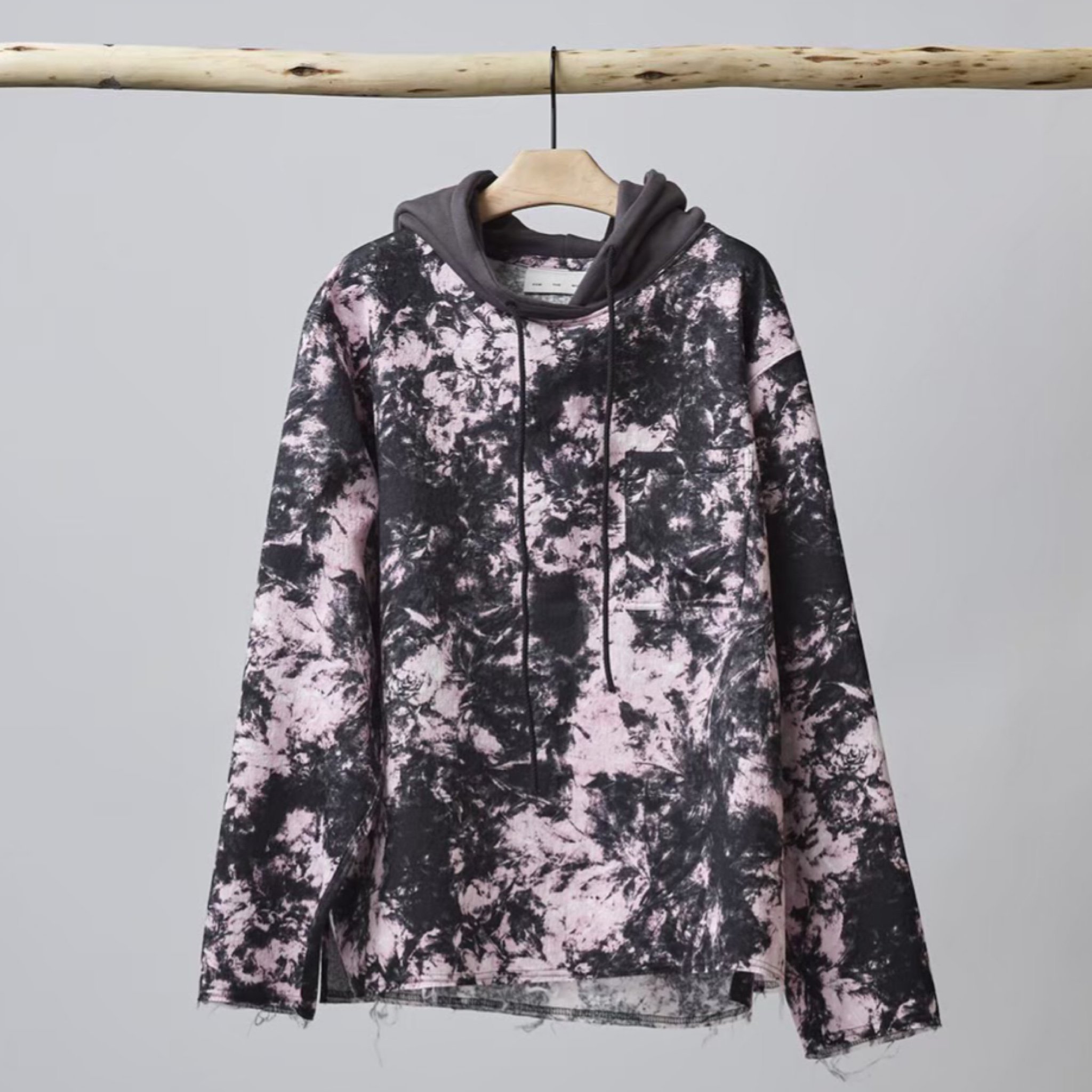 <img class='new_mark_img1' src='https://img.shop-pro.jp/img/new/icons20.gif' style='border:none;display:inline;margin:0px;padding:0px;width:auto;' />【SONG FOR THE MUTE】CONTRAST HOODIE -TIE DYE POLY-