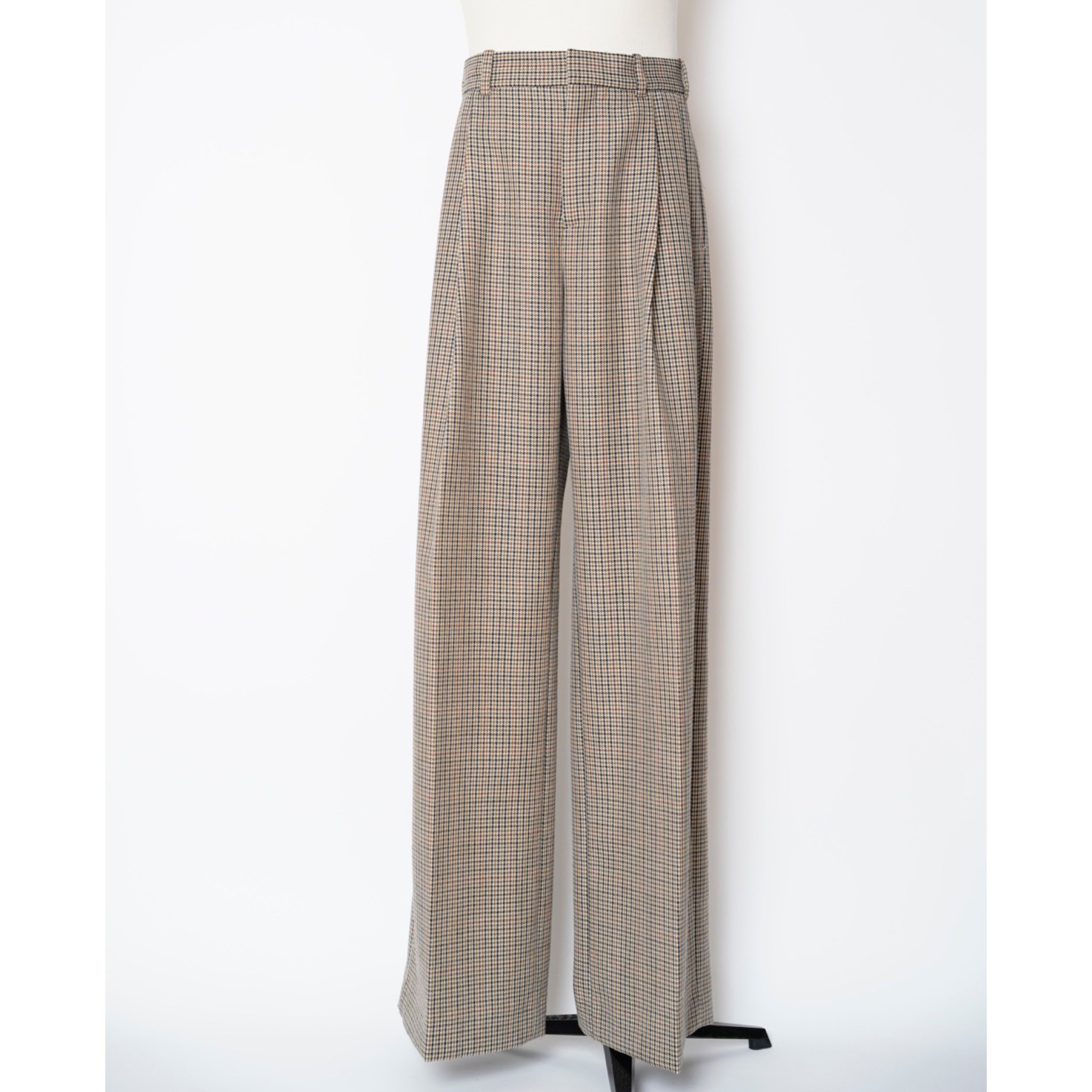 【BOTTER】<br>WIDE CLASSIC TROUSERS<br>with HOUNDTOOTH