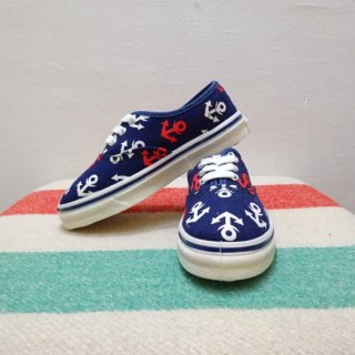 Dead Stock 70's Anchor Pattern Canvas Sneaker size Kid's 8