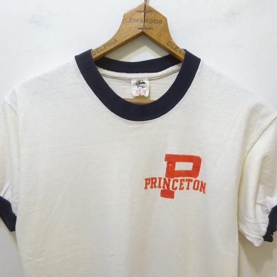 70s Collegiate Pacific Color Flock Print