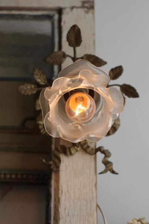 0333フランスアンティーク蔓薔薇 リボンフレーム1灯ウォールランプ