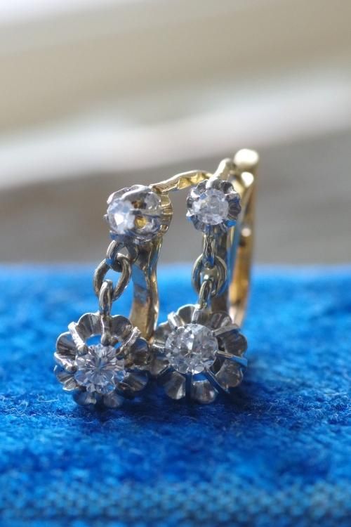 フランス製18金ダイヤモンドドルムーズピアス　刻印あり フランス製18金ダイヤモンドドルムーズピアス 刻印あり