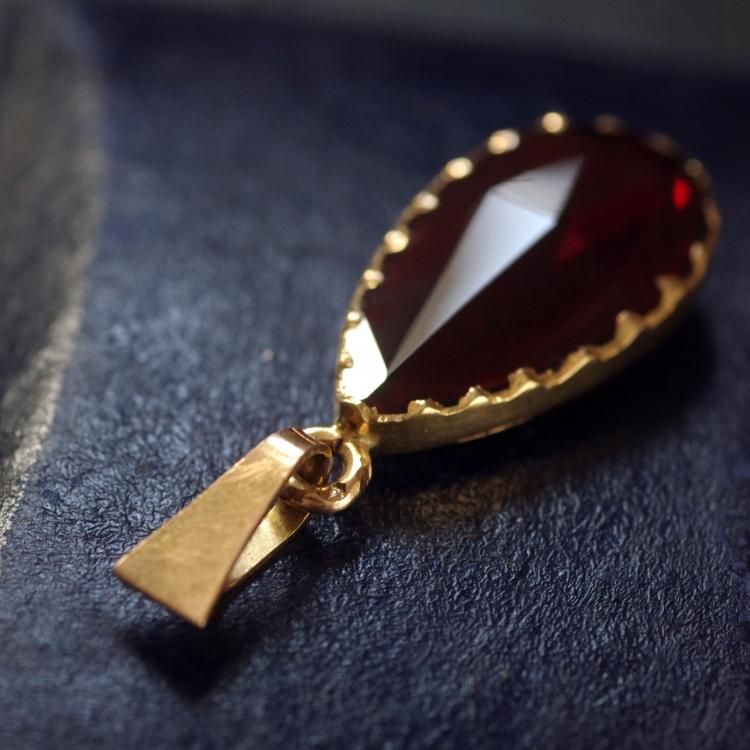 レア！フランスアンティーク　K18　ペルピニャンガーネット　大粒ペンダント/真珠 ペルピニャンガーネット - アンティーク照明＆ジュエリー La