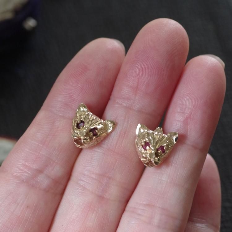 0602イギリスヴィンテージ K9ゴールドCAT HEAD猫ピアス 0602イギリスヴィンテージ K9ゴールドCAT HEAD猫ピアス