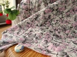 墨黒&ピンクフラワーの60フライスニット