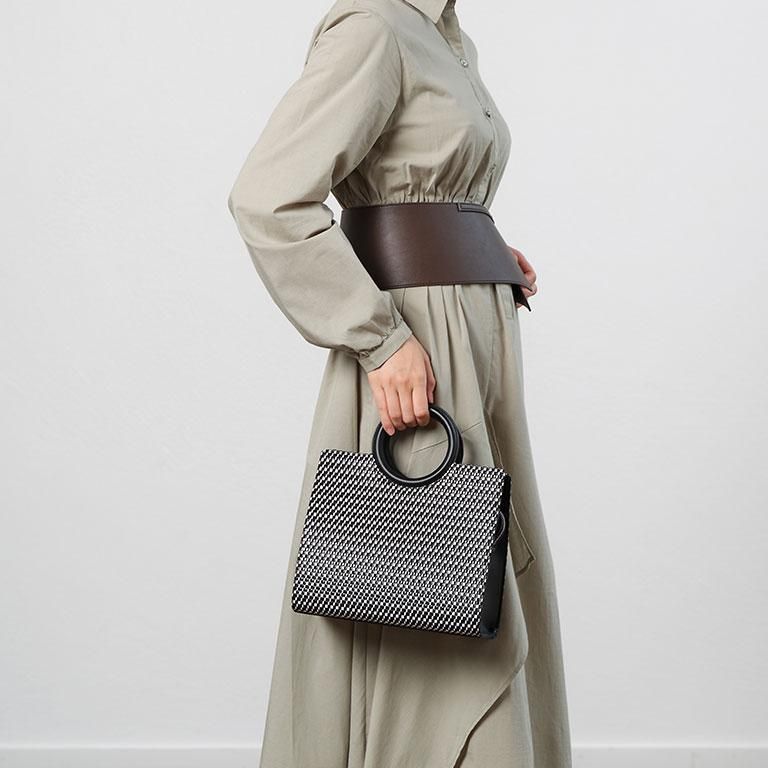 利休　印伝　ハンドバッグ 利休バッグ 印伝 本漆 藍色 天然鹿革 バック 牛革 ハンドバッグ