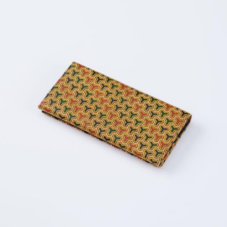 【国内即発】 INDEN 印傳屋 束入M 更紗/毘沙門亀甲 束入M［更紗／毘沙門亀甲］：印傳屋公式オンラインショップ