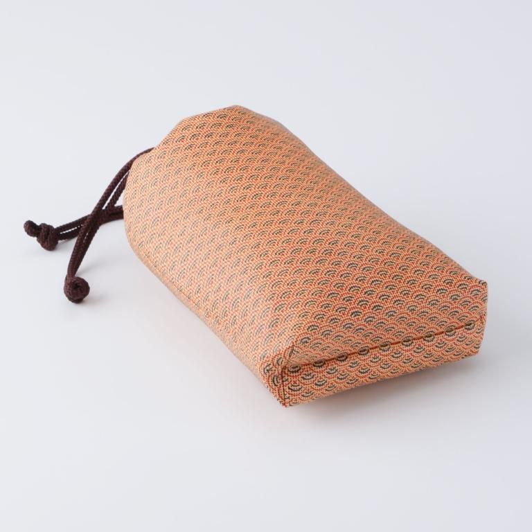 合切袋(大)マチ付［更紗×青海波］：印傳屋公式オンラインショップ