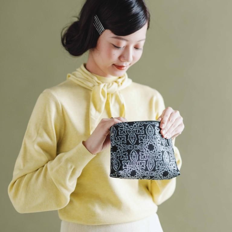 René ポーチ　ラウンドツイード　[新品未使用品✨] 手提げポーチ［Kinart-Urban Gray-］：印傳屋公式オンライン