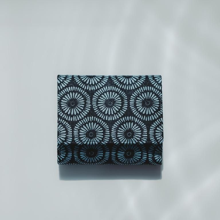 水中花 札入E：印傳屋公式オンラインショップ｜INDEN-YA