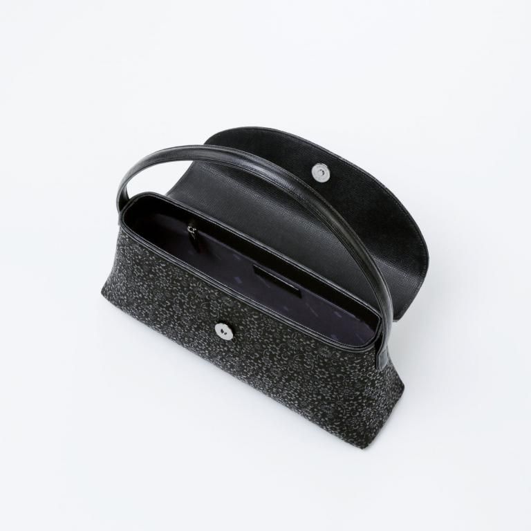 美品★印傳屋　インデンヤ　フォーマルバッグ　黒　総柄　黒鹿革✕黒漆変わり菊唐草 楽天市場】印傳屋 ブラックフォーマルバッグ レディース バッグ