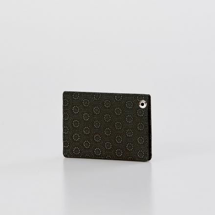 ◼️印籠◼️上品 漆 総無地 楽天市場】【受注生産品】 甲州印伝 ≪ 印傳屋 ≫ 2404