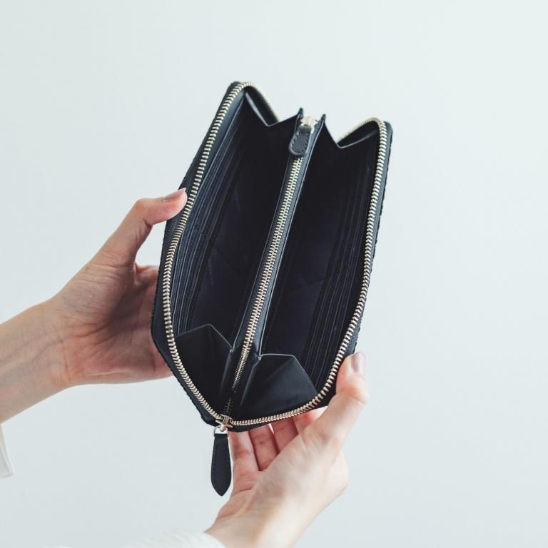 束入J［黒地×黒漆×網代編］：印傳屋公式オンラインショップ