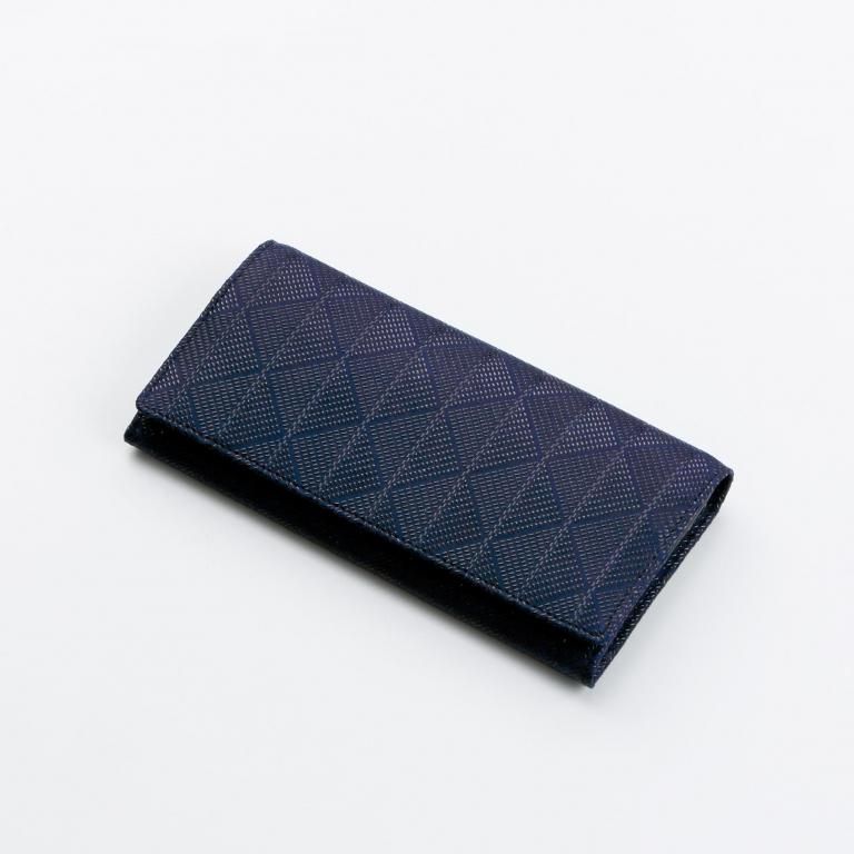 束入M［紺地×黒漆×クリスタルライン］：印傳屋公式オンラインショップ