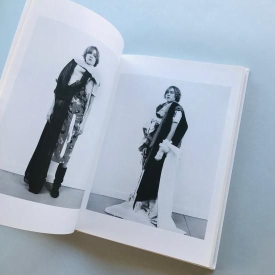 洋書 ALL EVENTS ARE EVEN MARK BORTHWICK Mark Borthwick - All events are even - MU/Purple Books 2002