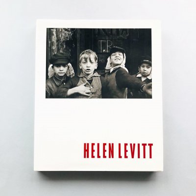 Helen Levitt<br>إ󡦥å