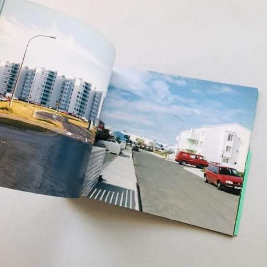Hyper Ballad―Icelandic Suburban Landscapes