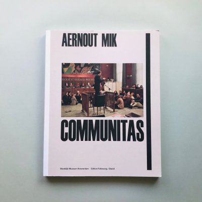 Communitas<br>Υȡߥå<br>Aernout Mik