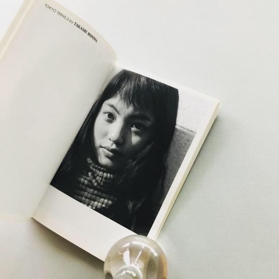 エレン・フライス 写真作品 2001年 サイン入 本物 Elein Fleiss エレン・フライス、写真と服を組み合わせた新展示を開催 | NEWS