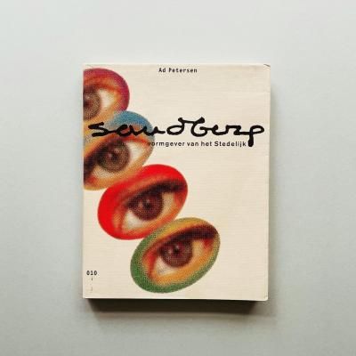 Sandberg<br>Designer and Director<br>of the Stedelijk<br>
Ad Petersen, Willem Sandberg