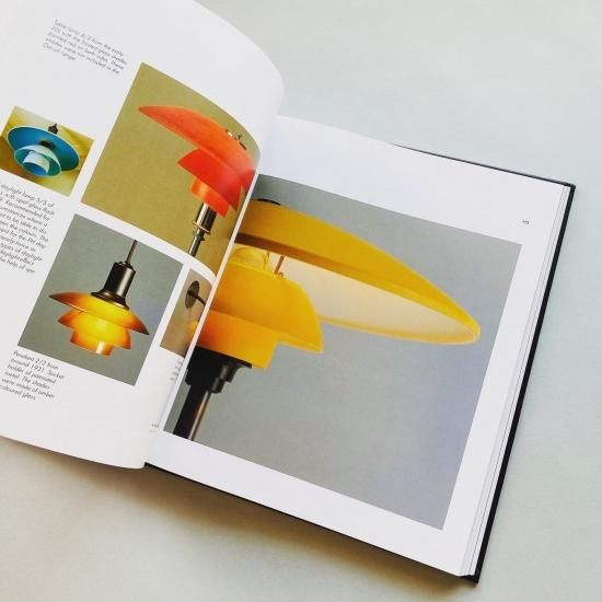 Light Years Ahead :The Story of the PH Lamp / Poul Henningsen Light Years Ahead :The Story of the PH Lamp / Poul Henningsen