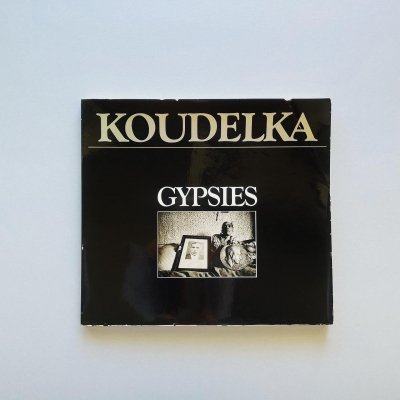 GYPSIES<br>Josef Koudelka<br>ジョセフ・クーデルカ