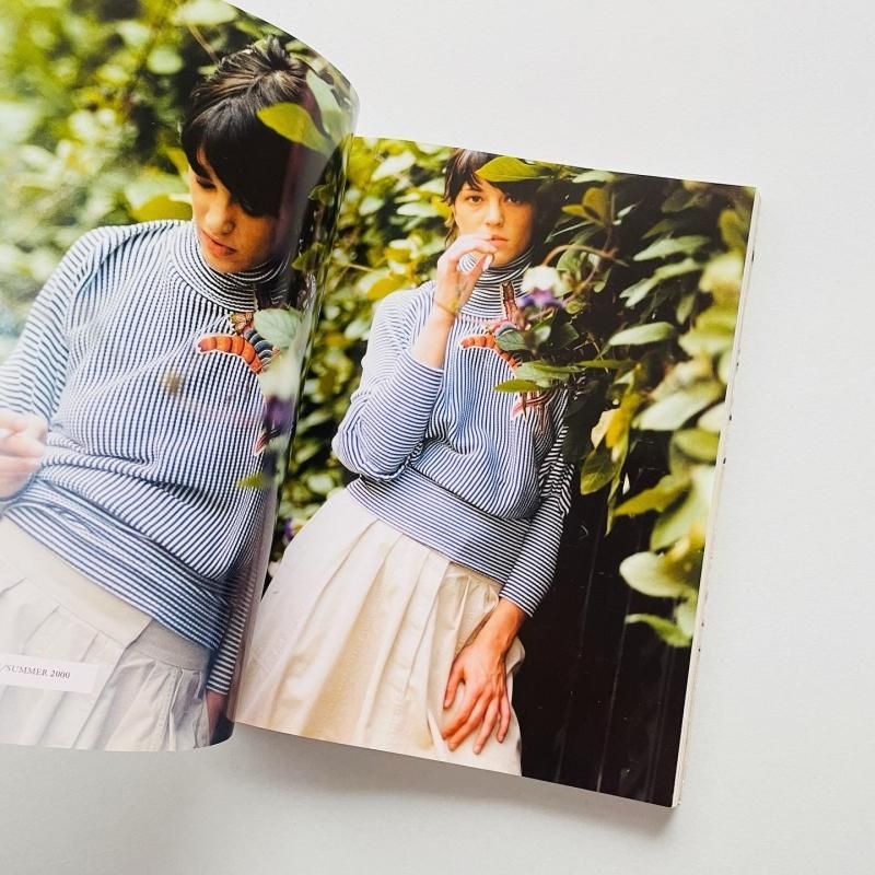 アート・デザイン・音楽 Purple Fashion fall winter2011/2012 Purple Fashion Magazine Fall Winter - AbeBooks