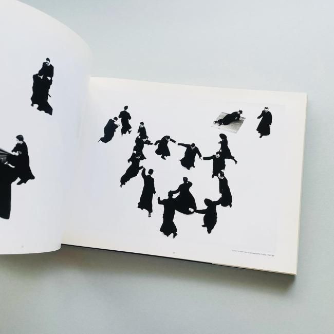 Mario Giacomelli マリオジャコメッリ　写真集 マリオ・ジャコメッリ写真集ー黒と白の往還の果てー （完全日本