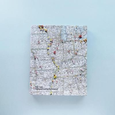 GATHERED LEAVES ANNOTATED<br>Alec Soth<br>å