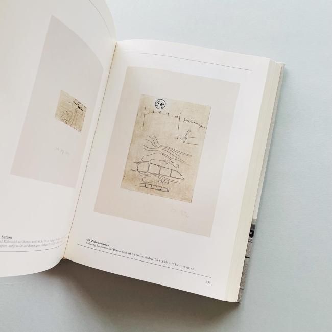 JOSEPH BEUYS : DIE MULTIPLES 1965-1986｜ヨーゼフ・ボイス