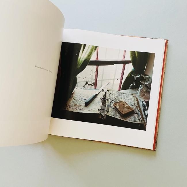 SLEEPING BY THE MISSISSIPPI ｜Alec Soth アレック・ソス