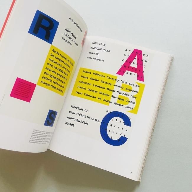 Helvetica forever : story of a Typeface｜タイプフェイスを