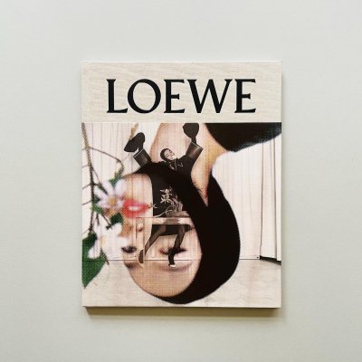 LOEWE Publication<br>Fall Winter 2019 2020<br>Womenswear<br>