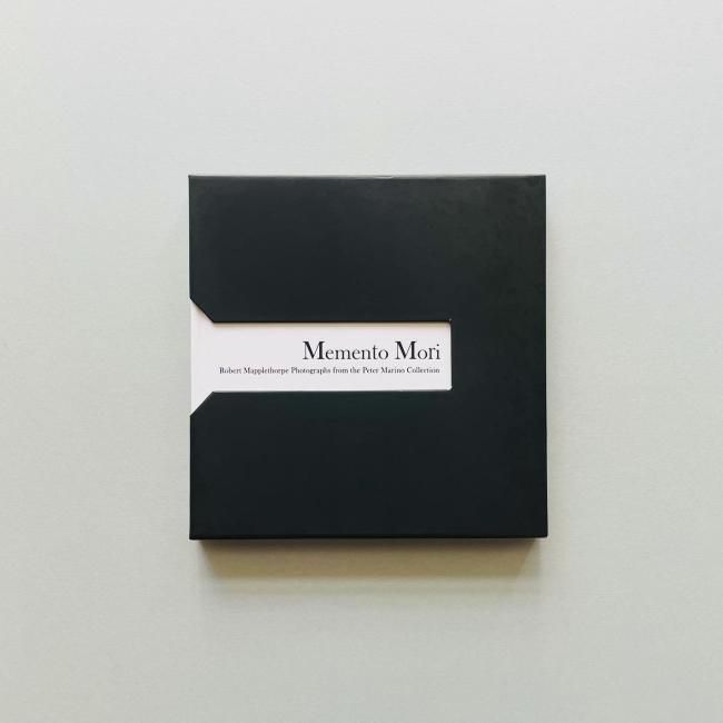 Memento Mori : Robert Mapplethorpe Photographs from the
