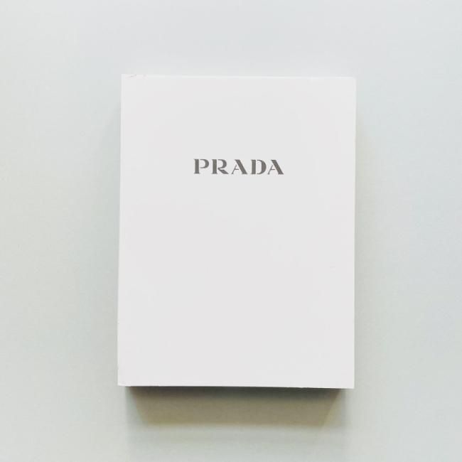 PRADA - PRADA プラダ Sotheby&#39;s サザビーズ オークションカタログ Prada: Tools of Memory ACTION CATALOGUE Sotheby's｜プラダ