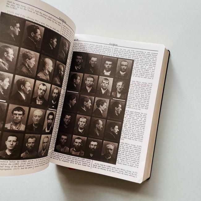 未開封 Holy Bible by アダムブルームバーグ オリバーチャナリン Holy Bible｜Adam Broomberg, Oliver Chanarin アダム