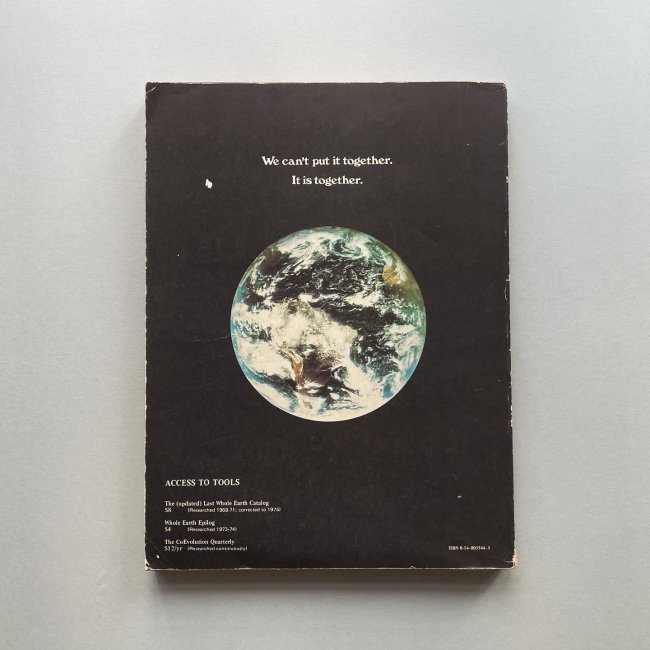 The (updated) Last Whole Earth Catalog: access to tools ホール・アース・カタログ