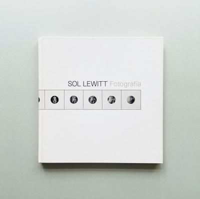SOL LEWITT: fotografia<br>롦륦å