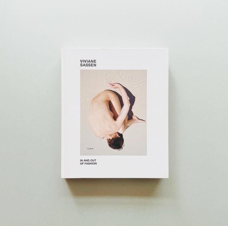 アート・デザイン・音楽 Viviane Sassen: In And Out Of Fashion In and Out of Fashion | Viviane Sassen ヴィヴィアン・サッセン