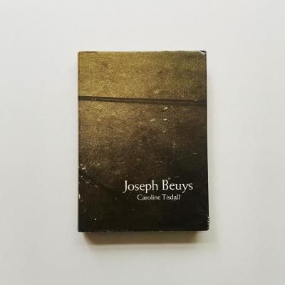 Joseph Beuys<br>衼աܥ<br>Caroline Tisdall