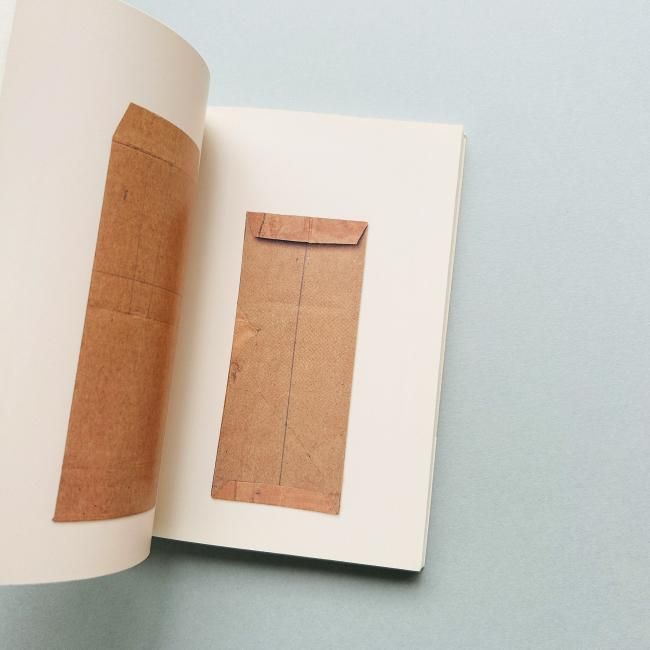 おじいちゃんの封筒: 紙の仕事 Grandfather's Envelopes Works of