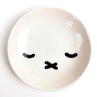 会員様限定50％OFF対象商品！ miffy ミッフィー シンプルフェイス ミニプレート スリープ 醤油皿 小皿 プレート お顔 ホワイト グッズ 日本製(MCD)