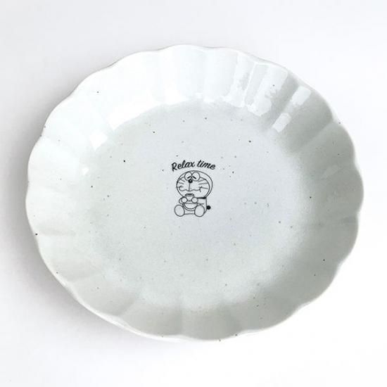 ドラえもん 輪花型 カレーディッシュ 中皿 食器 お皿 ホワイト グッズ 日本製 ドラえもん 輪花型 カレーディッシュ 中皿 食器 お皿 ホワイト グッズ 日本製