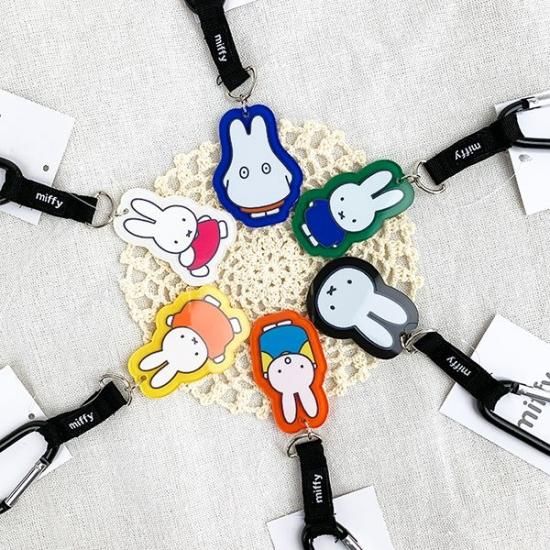 ミッフィー Miffy カラビナ付きアクリルキーホルダー Bk キーホルダー グッズ ミッフィー Miffy カラビナ付きアクリルキーホルダー Bk キーホルダー グッズ