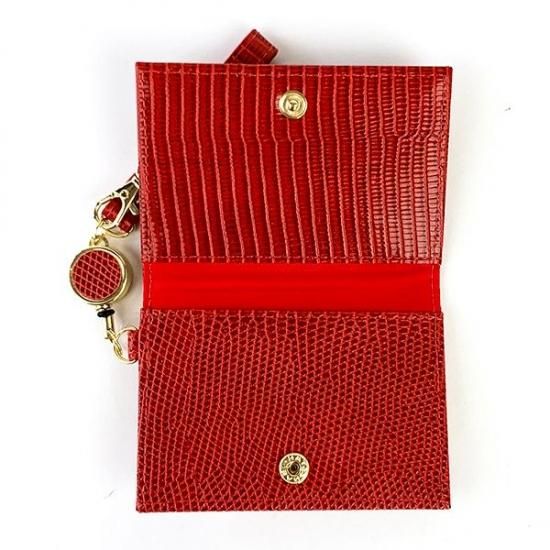配送可能」Carolina Herrera 名刺入れ / 定期入れ 赤色（個性派