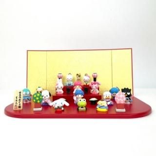 サンリオ ハローキティ マイメロディ etc 段飾り 雛人形  43×31.2×12.2(cm)